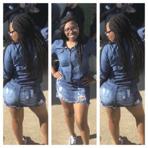 Meet your Posher, Mickara